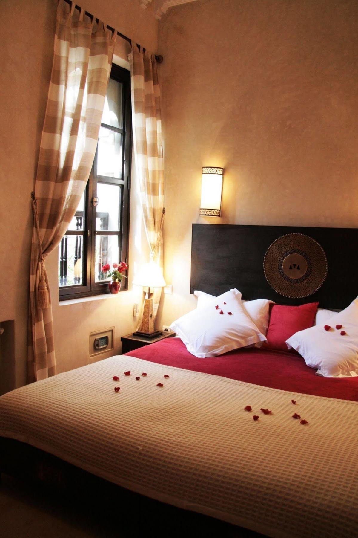 ไรแอด ไดอานา Hotel มาร์ราเกช ภายนอก รูปภาพ